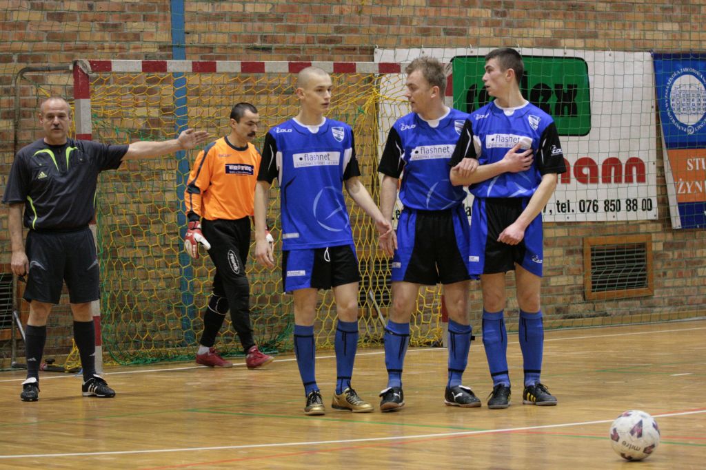 Legnicka Liga Halowa cz.1