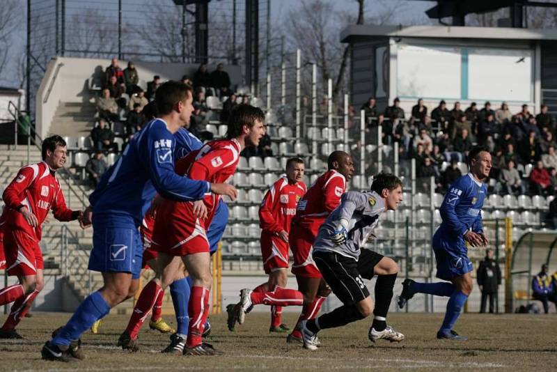 Miedź Legnica – Tur Turek