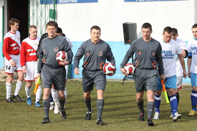 Piast - Konfeks 1:3