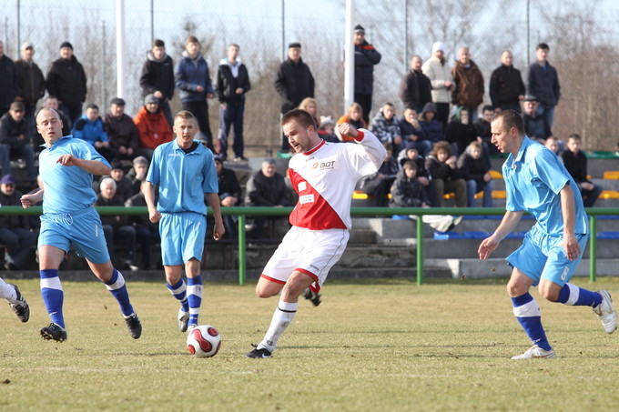 Piast - Konfeks 1:3
