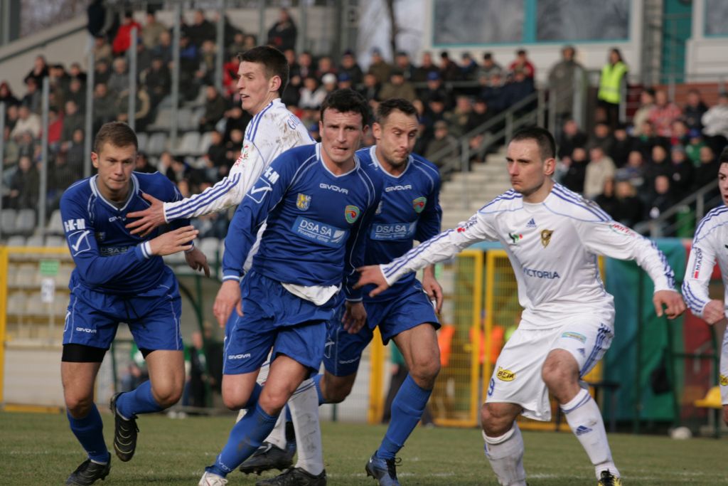 Derby dla Miedzi