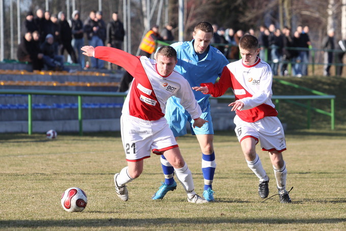 Piast - Konfeks 1:3