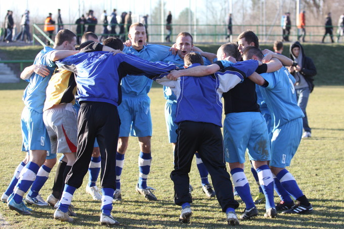 Piast - Konfeks 1:3
