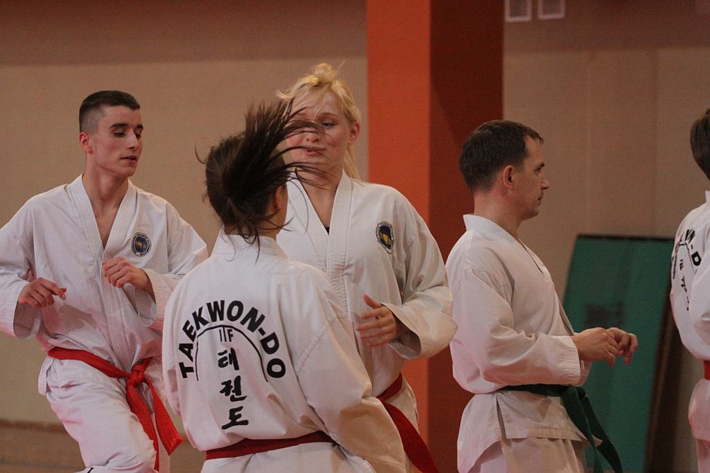 Trening Legnickiego Klubu Taekwondo