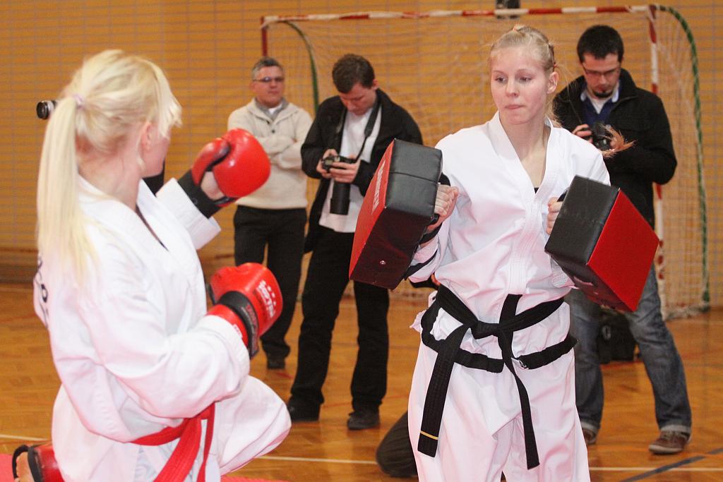Trening Legnickiego Klubu Taekwondo