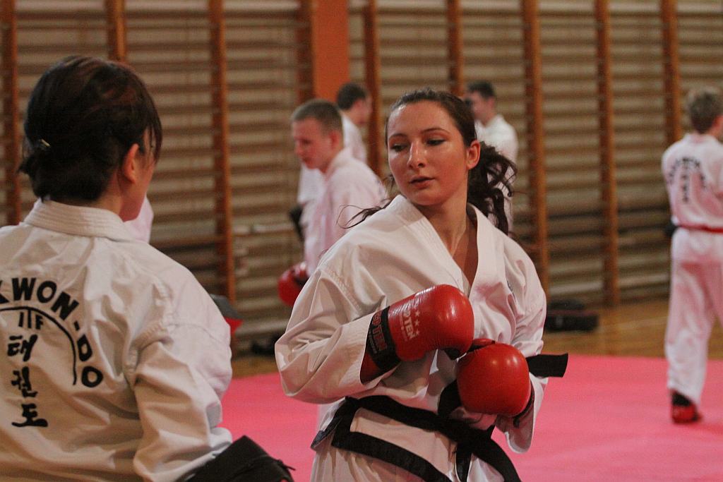 Trening Legnickiego Klubu Taekwondo