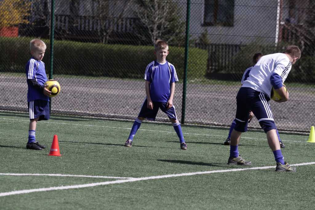 Piłkarskie korepetycje na Orliku