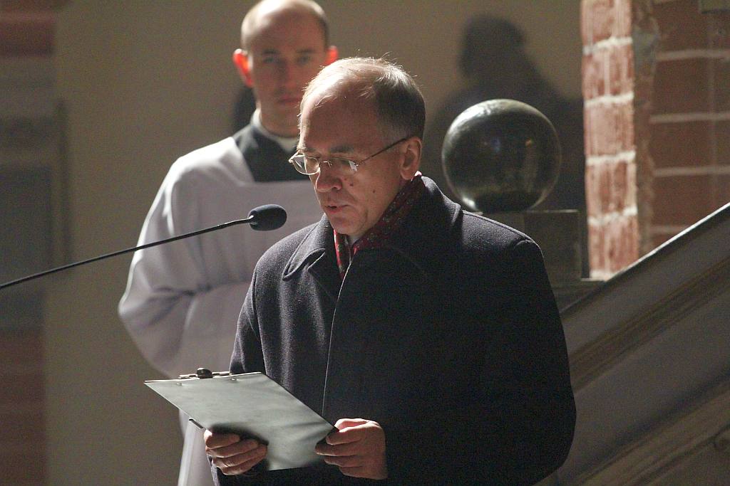 Tablica upamiętniająca ofiary smoleńskie