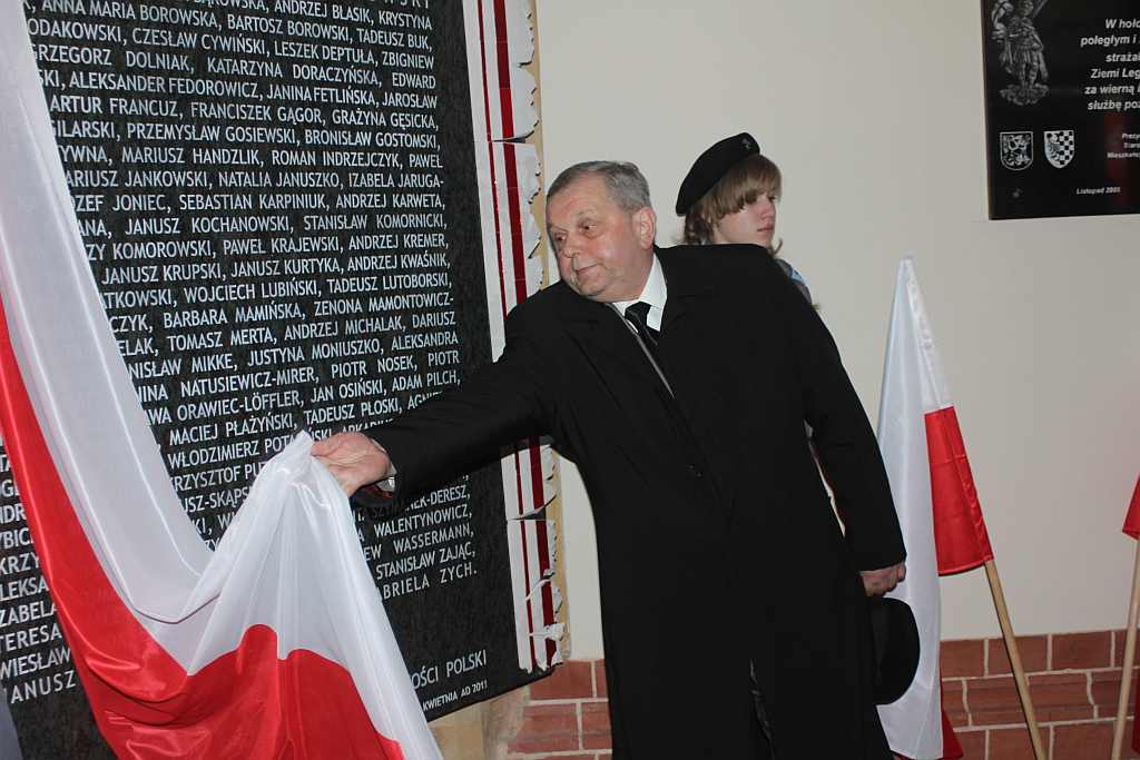 Tablica upamiętniająca ofiary smoleńskie