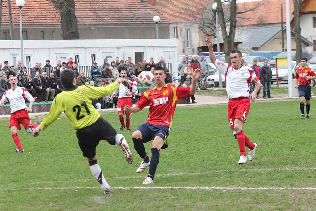 Kaczawa - Iskra 2:2