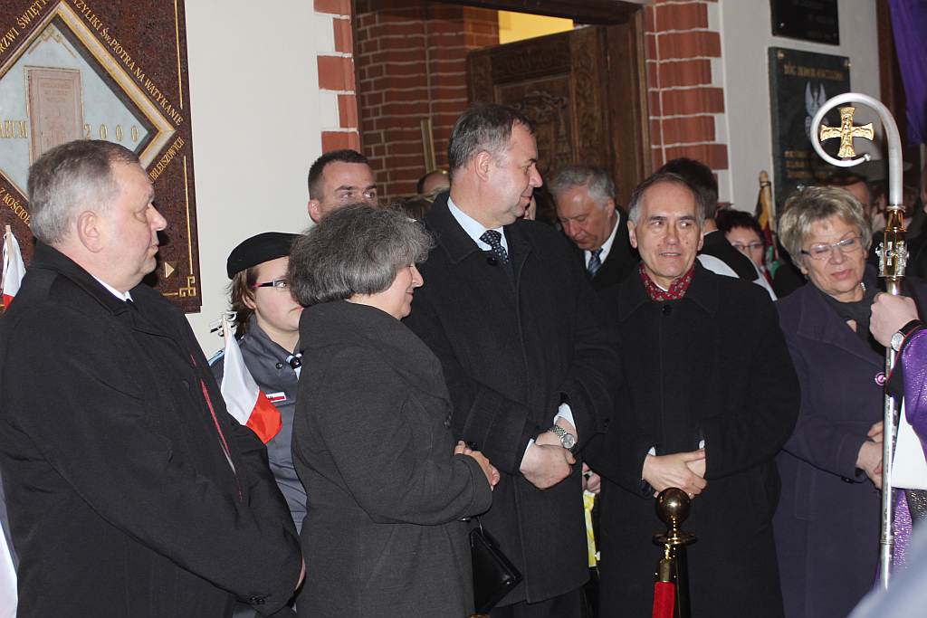Tablica upamiętniająca ofiary smoleńskie