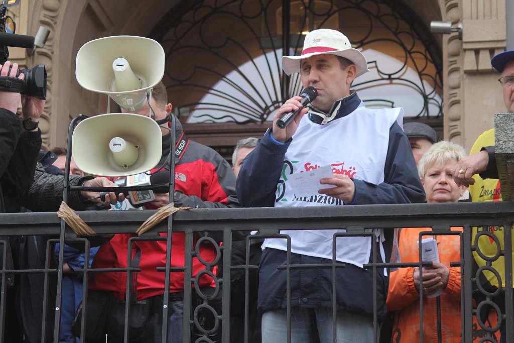Związkowcy protestują we Wrocławiu