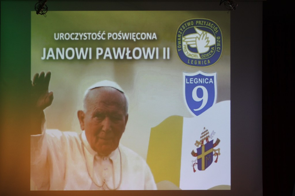 SP 9 dla Papieża