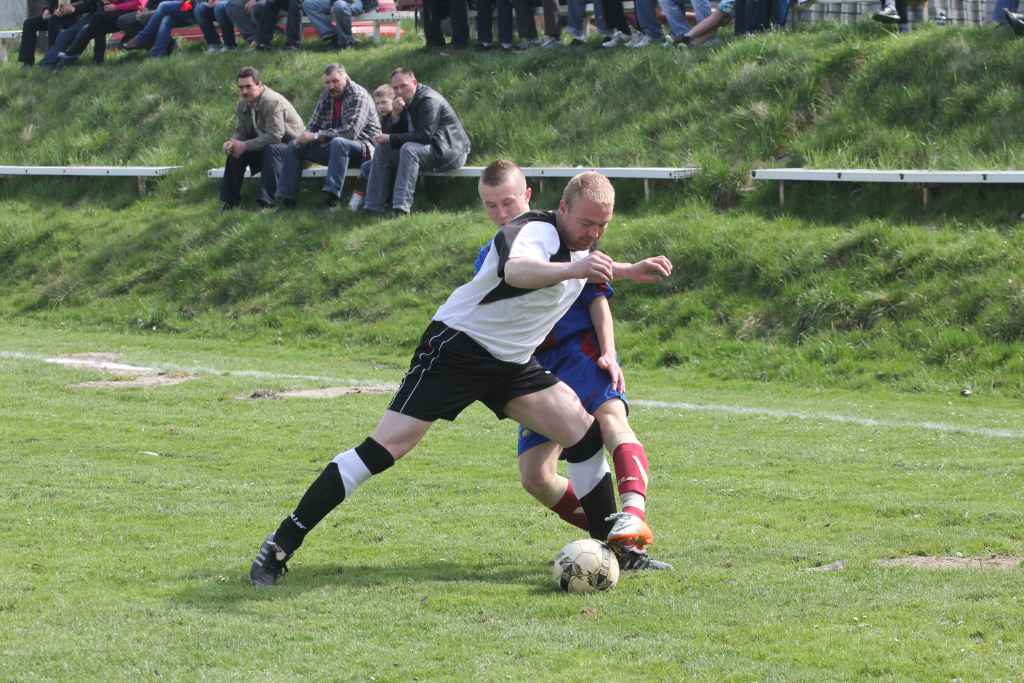 Błękitni II - KS Legnickie Pole 3:8