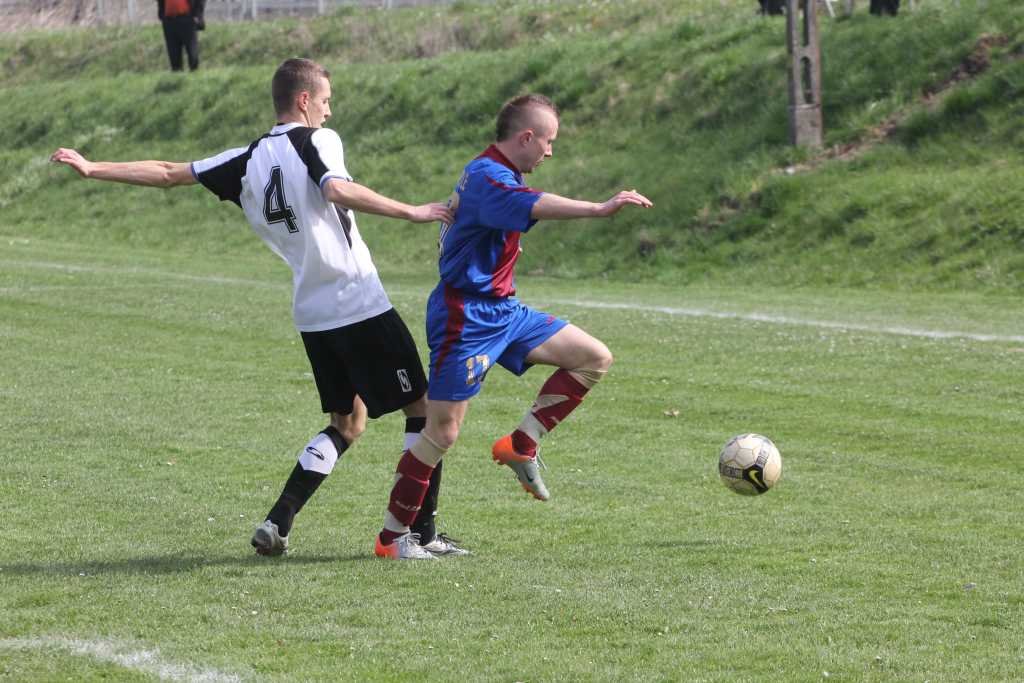 Błękitni II - KS Legnickie Pole 3:8
