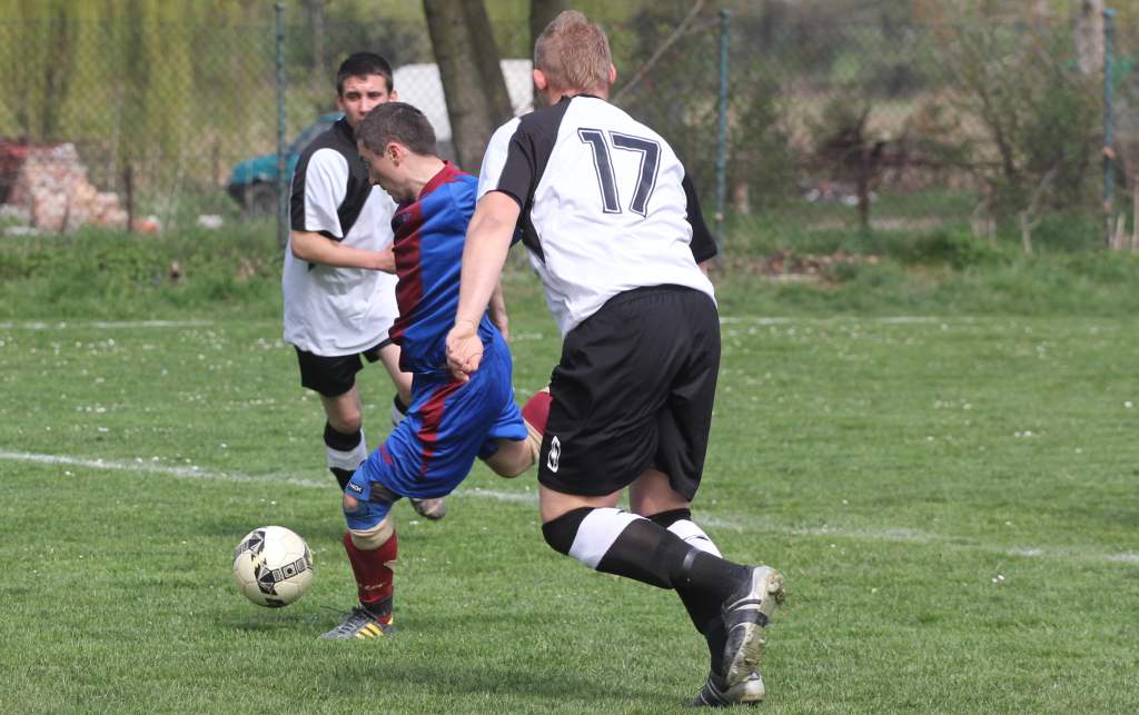 Błękitni II - KS Legnickie Pole 3:8