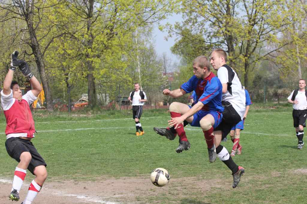 Błękitni II - KS Legnickie Pole 3:8