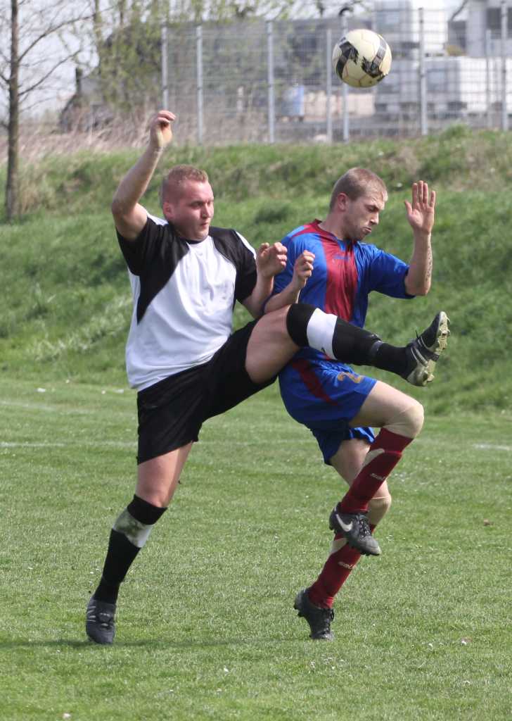 Błękitni II - KS Legnickie Pole 3:8