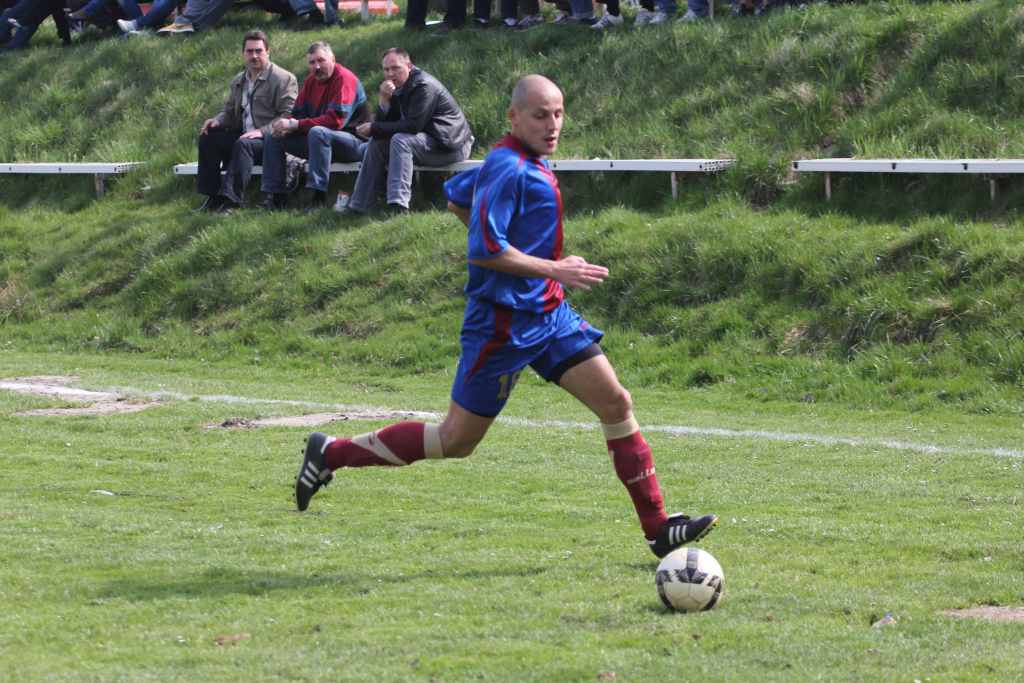 Błękitni II - KS Legnickie Pole 3:8