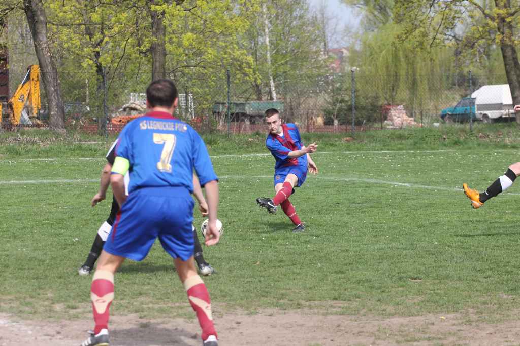 Błękitni II - KS Legnickie Pole 3:8