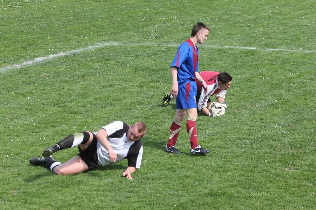 Błękitni II - KS Legnickie Pole 3:8
