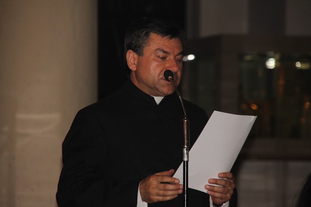 Adoracja przy Bożym Grobie