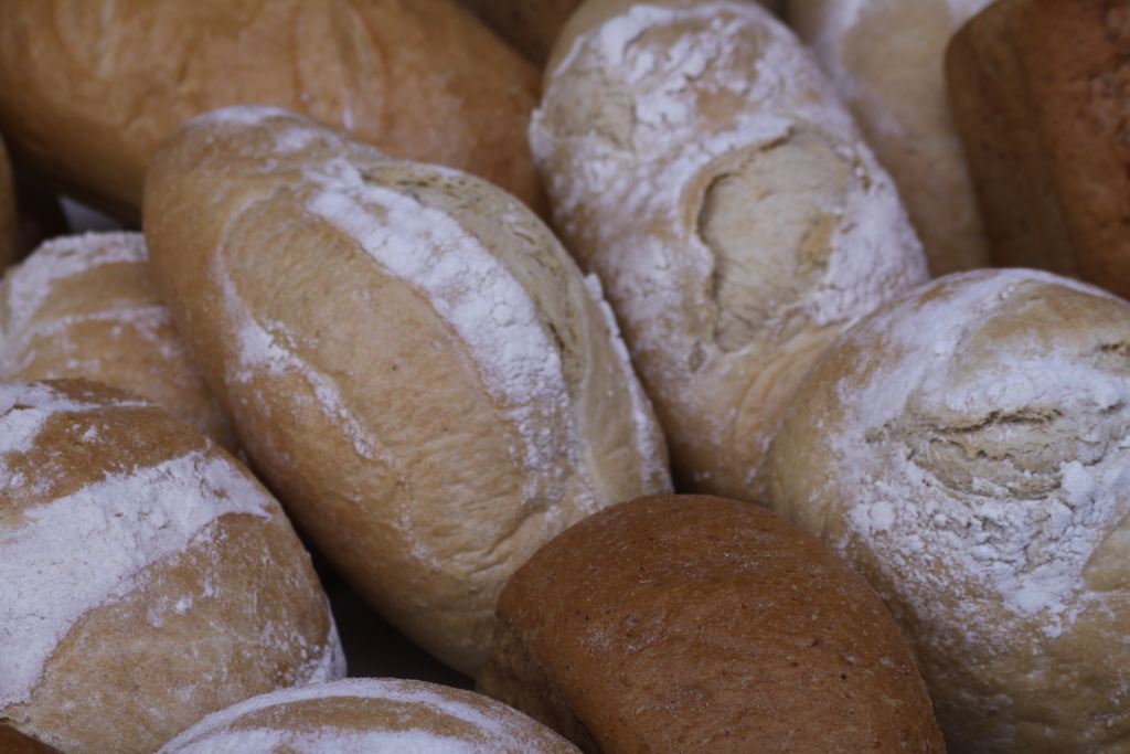 Chleb, śledź i grosz