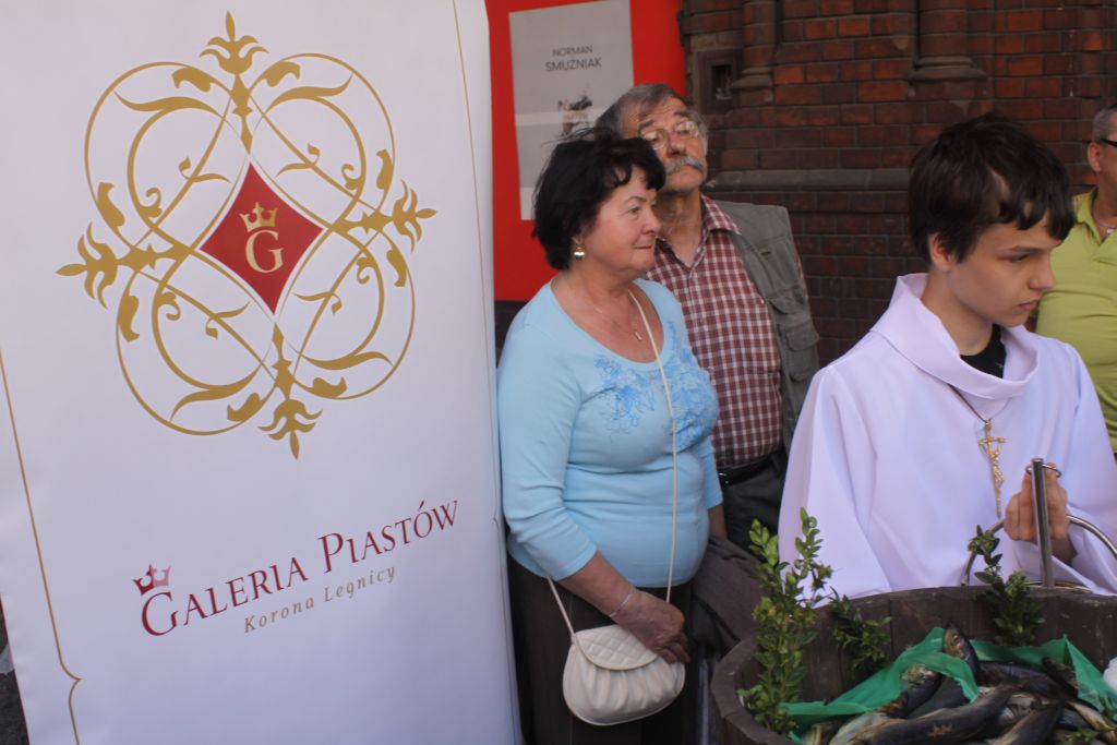 Chleb, śledź i grosz