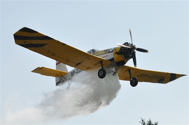 Strażacy ćwiczyli w tajemniczej bazie (2)