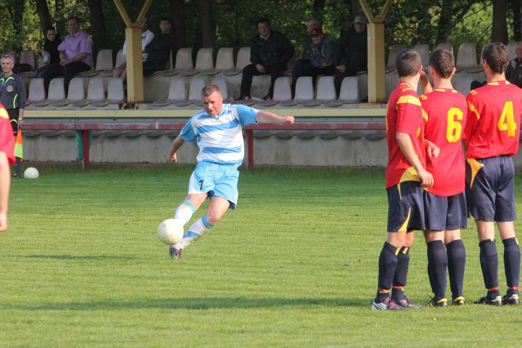 Iskra - Dąb 5:1