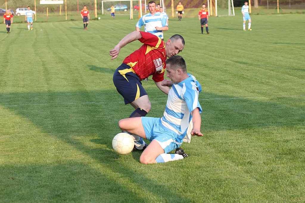 Iskra - Dąb 5:1
