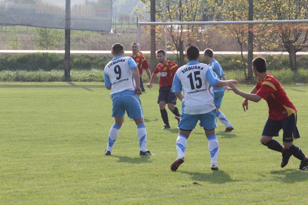 Iskra - Dąb 5:1