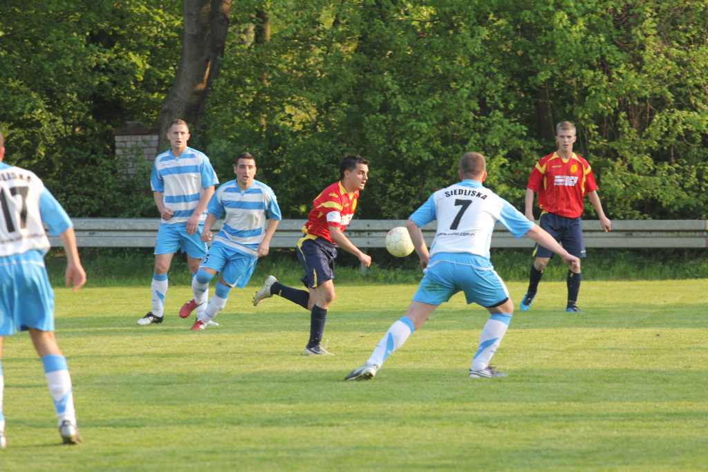 Iskra - Dąb 5:1