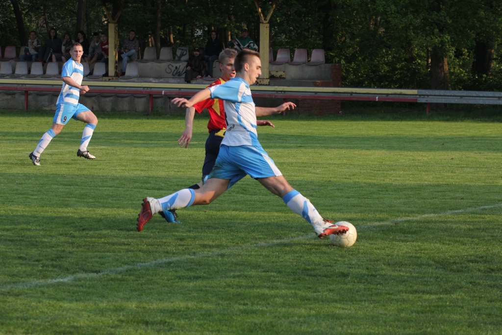 Iskra - Dąb 5:1