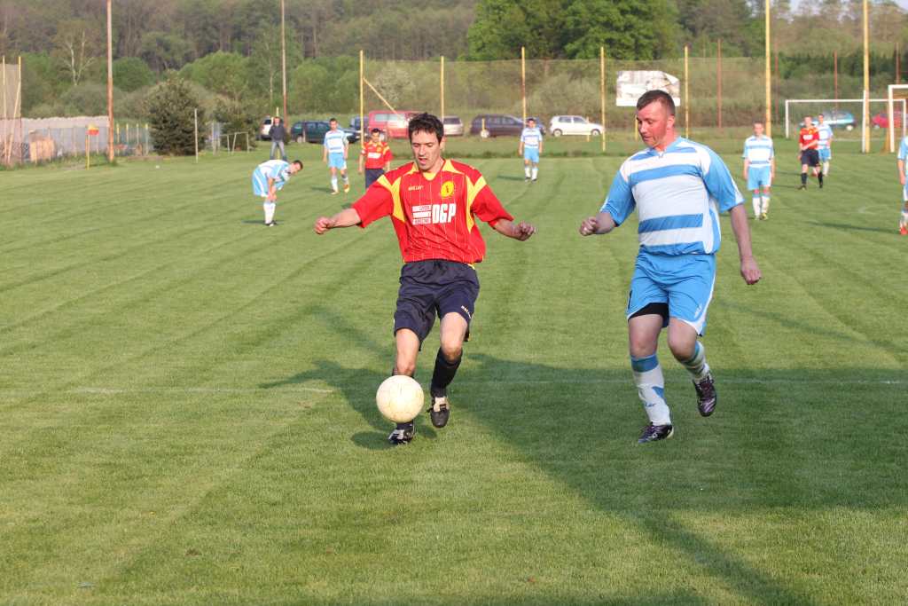 Iskra - Dąb 5:1