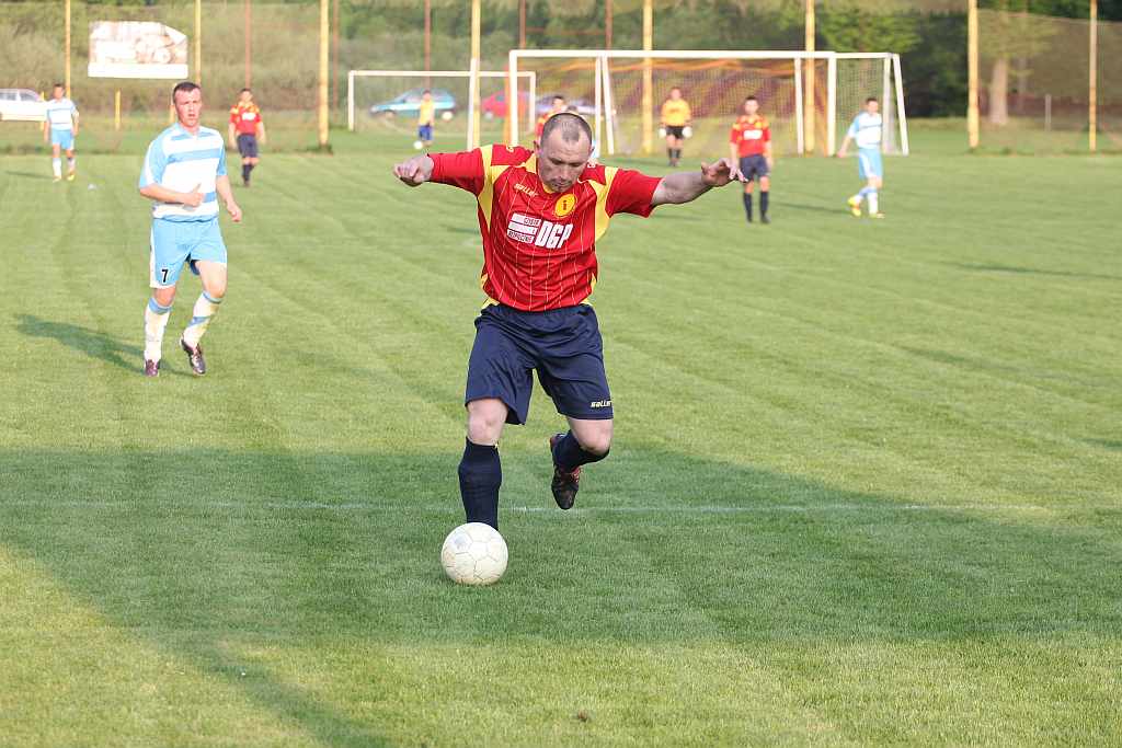 Iskra - Dąb 5:1