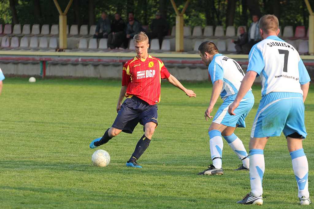 Iskra - Dąb 5:1