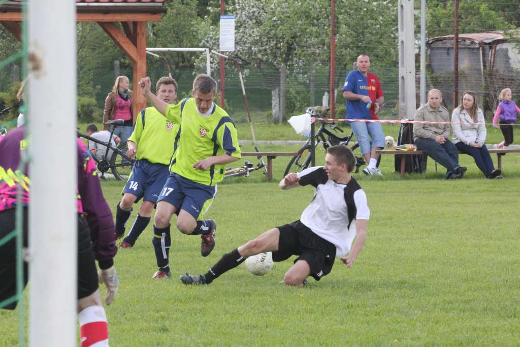 Albatros - Błękitni II 1:3