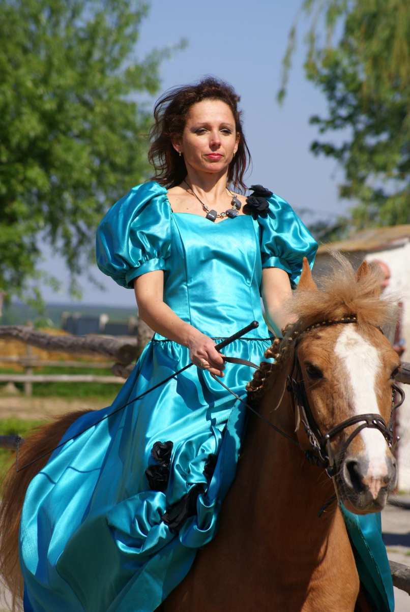 Zawody jeździeckie w Golance