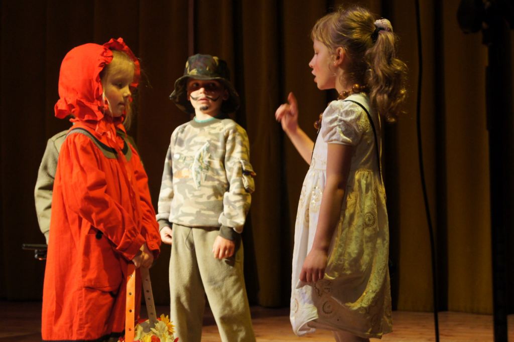Integracyjny przegląd form teatralnych