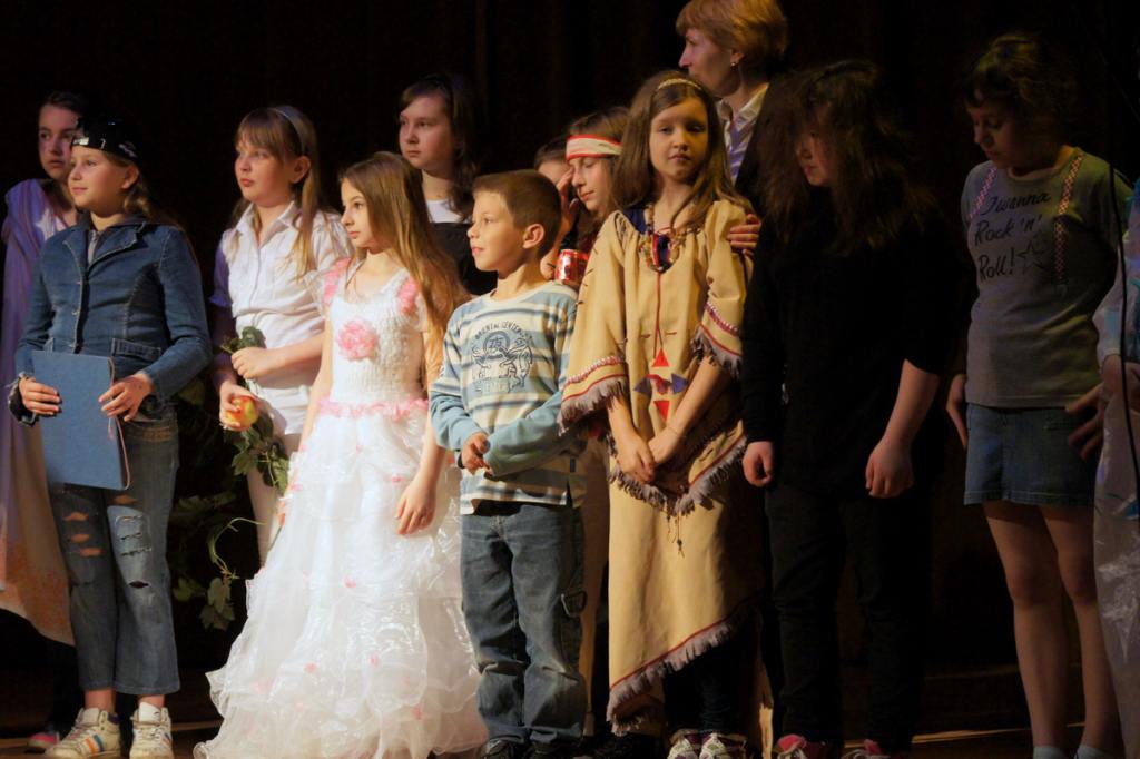 Integracyjny przegląd form teatralnych