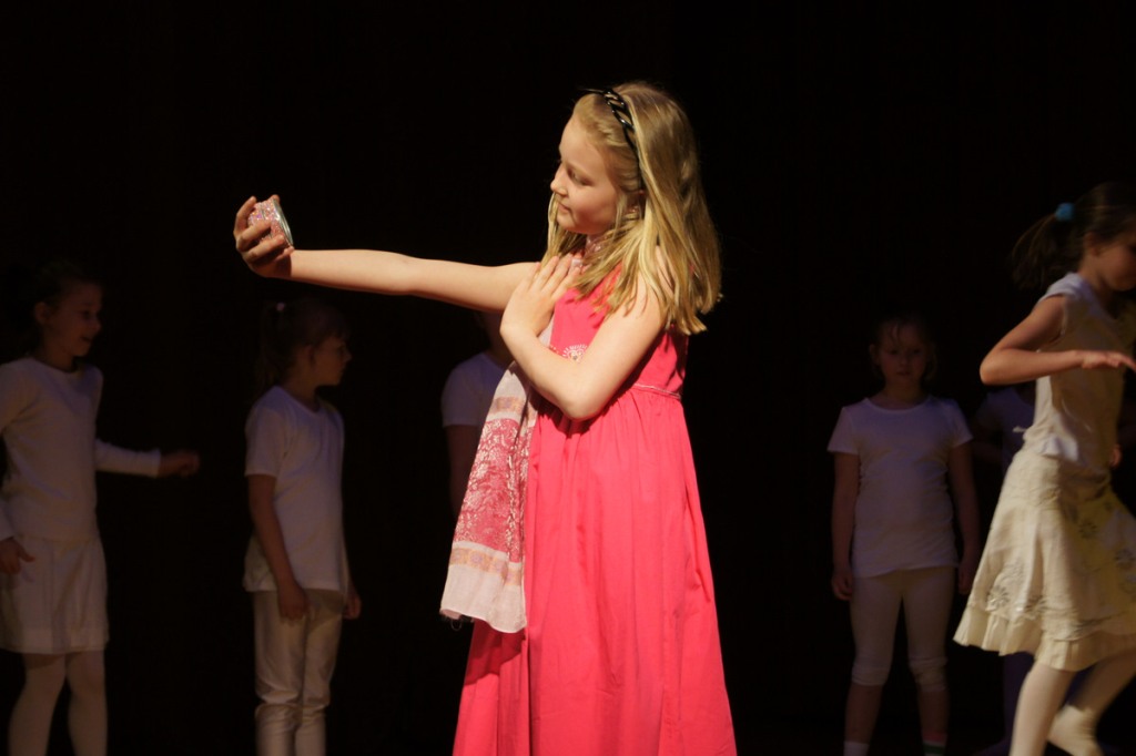Integracyjny przegląd form teatralnych