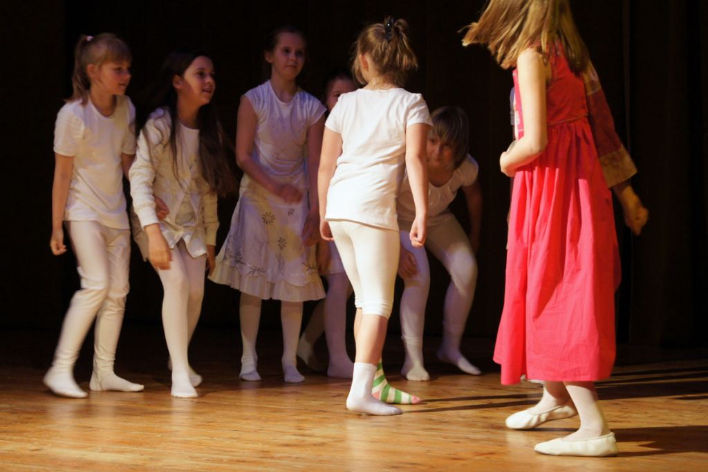 Integracyjny przegląd form teatralnych
