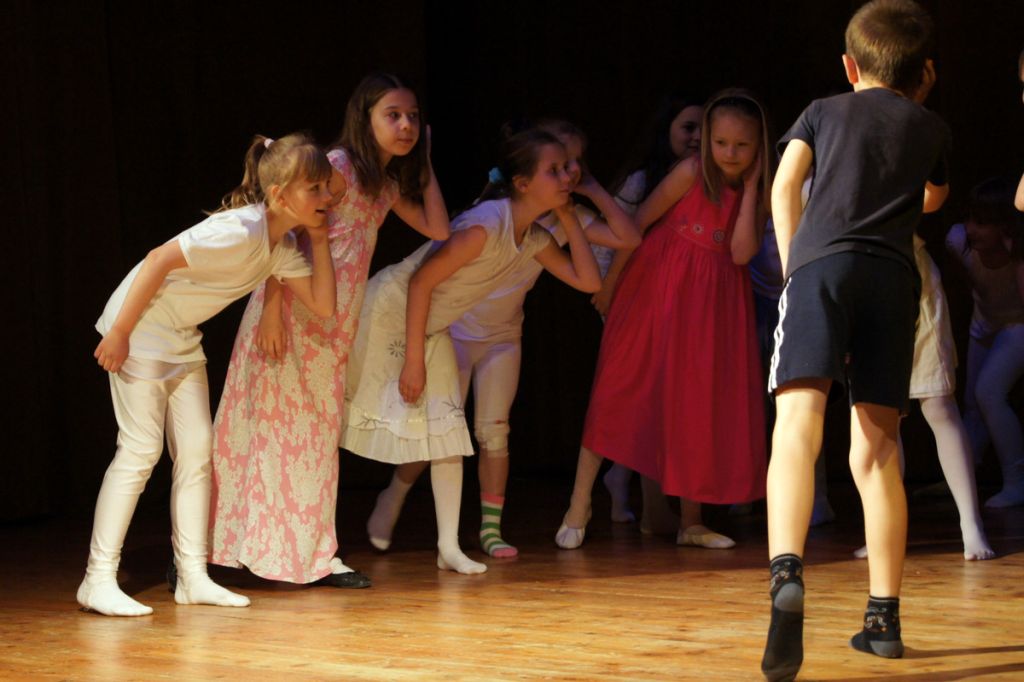 Integracyjny przegląd form teatralnych