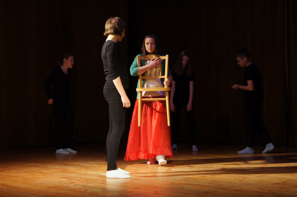 Integracyjny przegląd form teatralnych