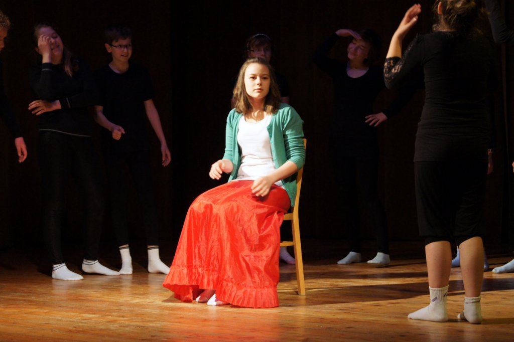 Integracyjny przegląd form teatralnych