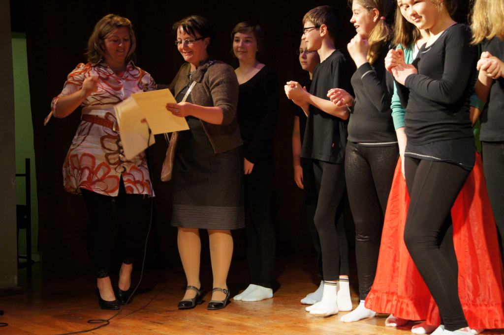 Integracyjny przegląd form teatralnych