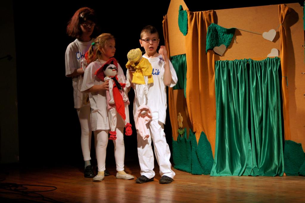 Integracyjny przegląd form teatralnych