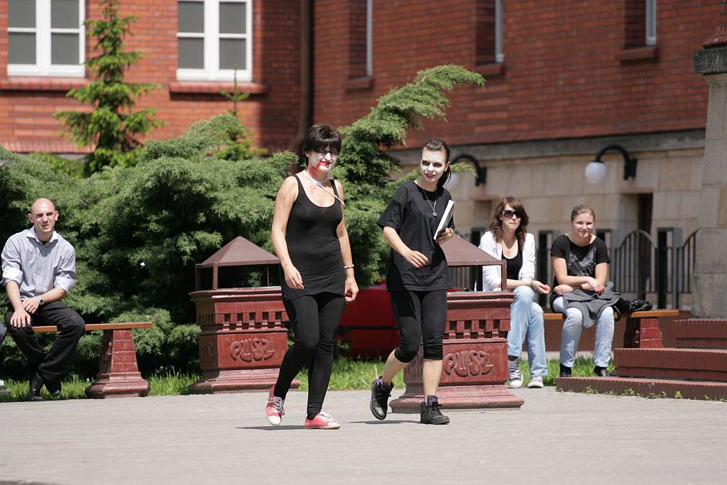 Studenci przejęli władzę w Legnicy