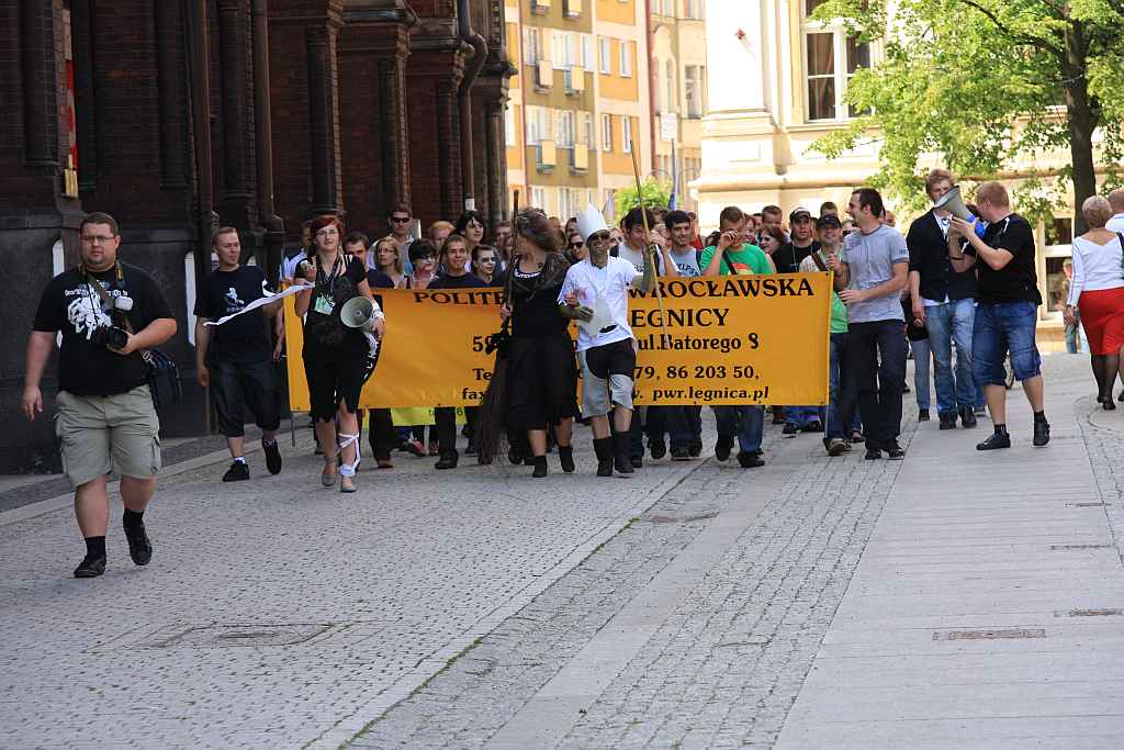 Studenci przejęli władzę w Legnicy